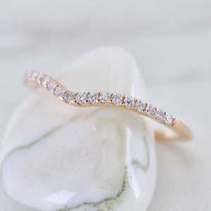 Airy Thin Curved Diamond Shadow Band